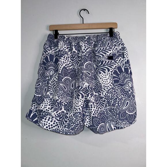 Vineyard vines men’s blue pattern swim shorts size medium - Picture 3 of 7